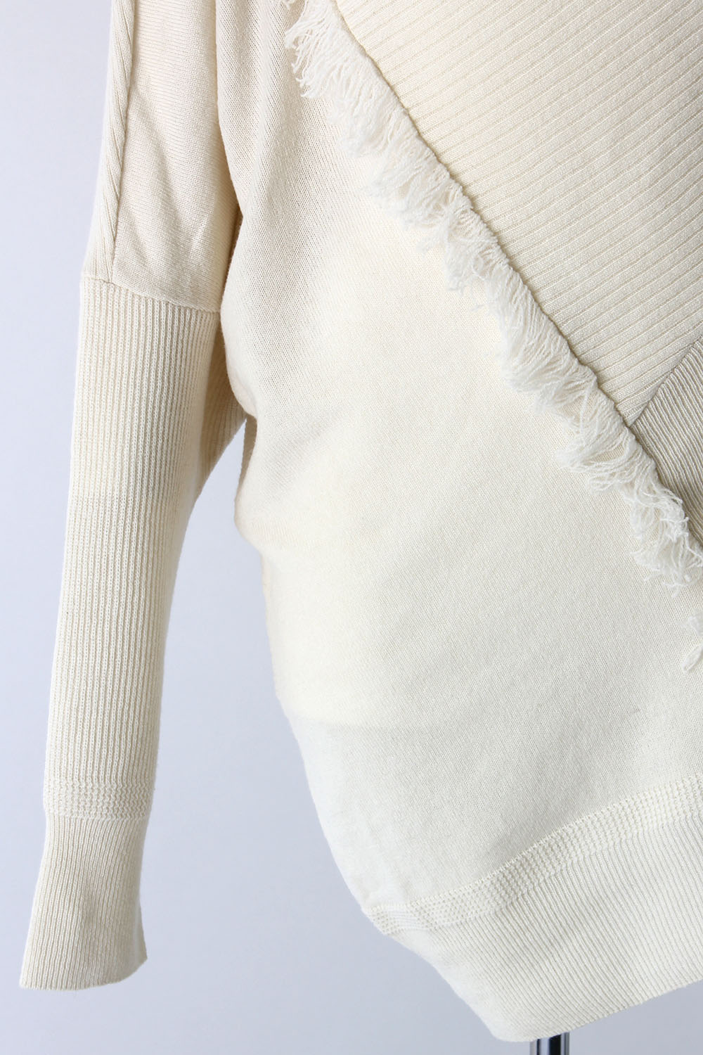 Deformed Fringe Knit - 17FK03
