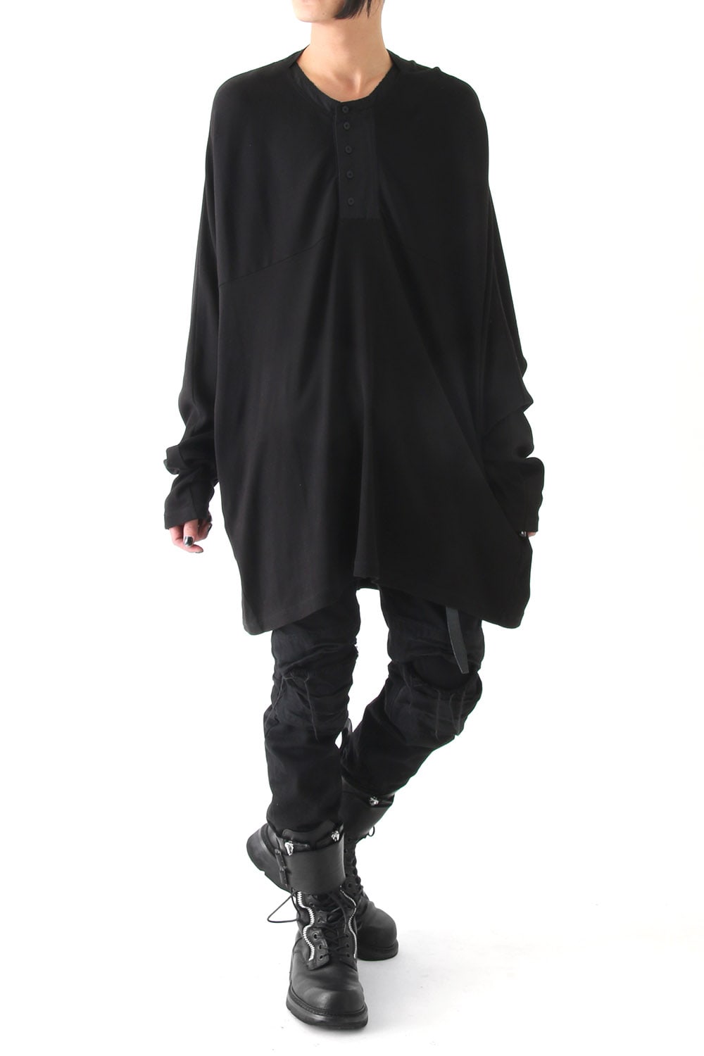 HENRY NECK OVER CUT-SEW