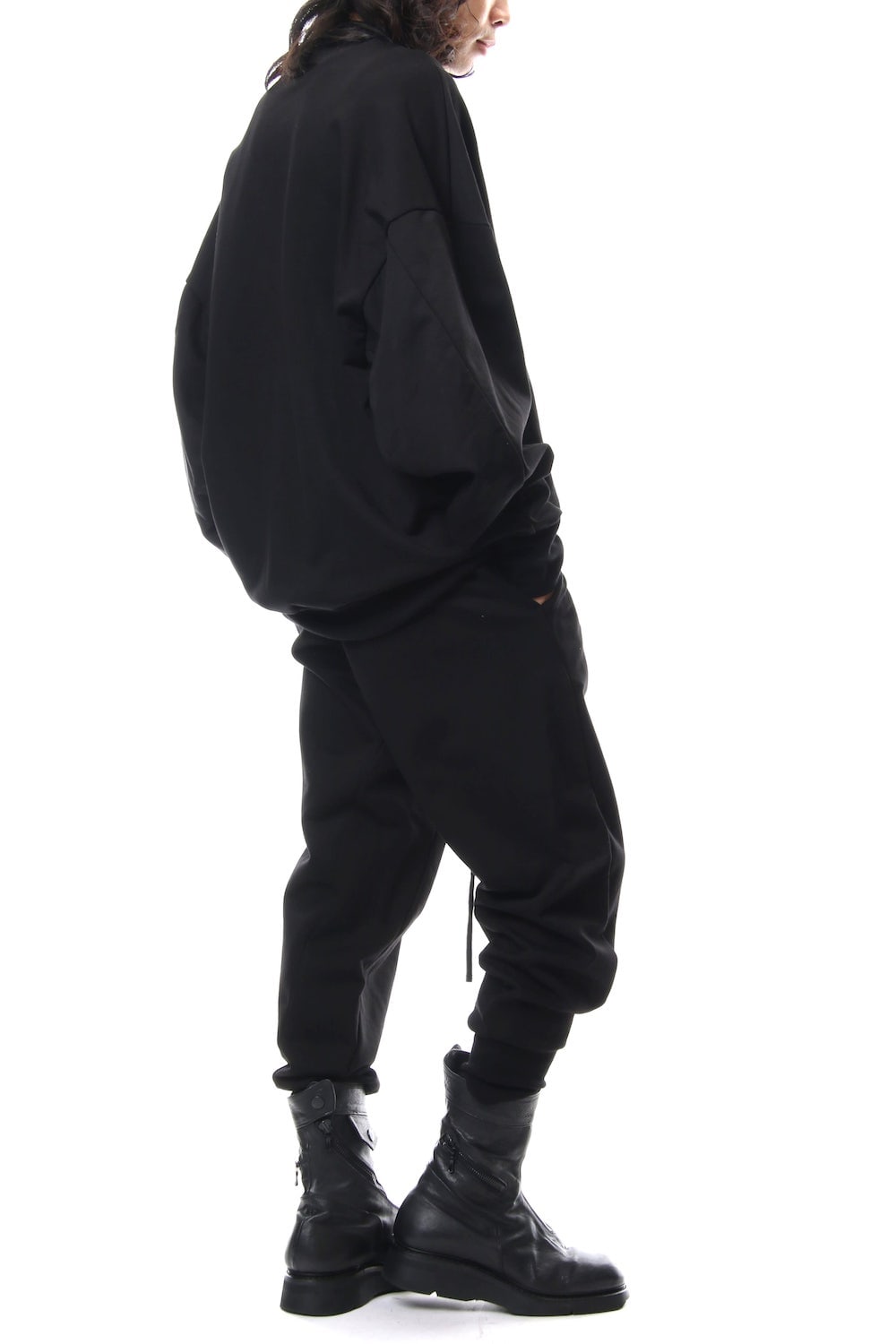 PRINT SEAMED SLEEVE SWEATSHIRT