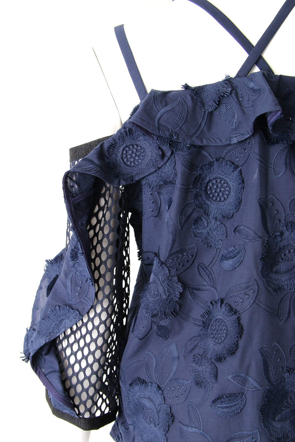 FRINGE EMB OFFSHOULDER TOP - 17S-SH-08