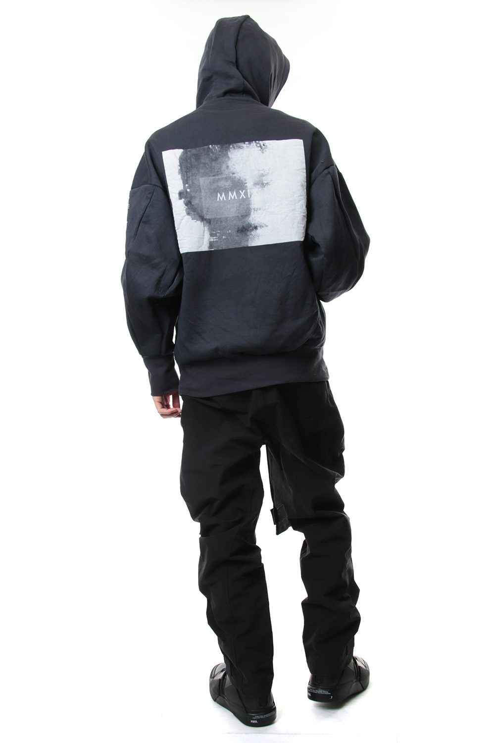 SEAMED SLEEVE PRINT HOODIE Blue Gray