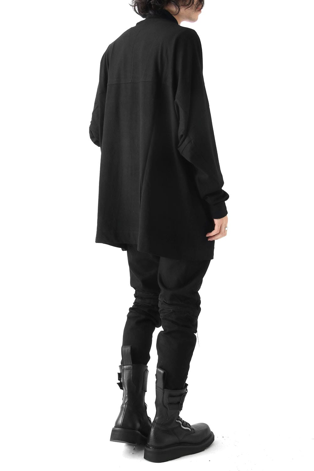 SEAMED HIGH NECK CUT-SEW