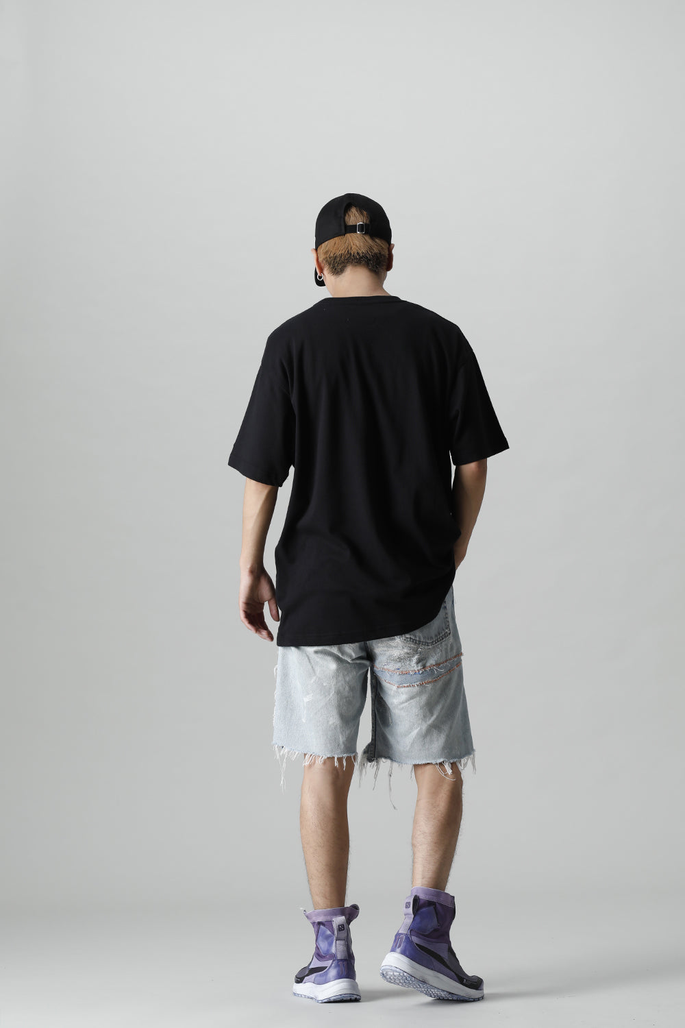 リワークド ダメージ デニムショーツ