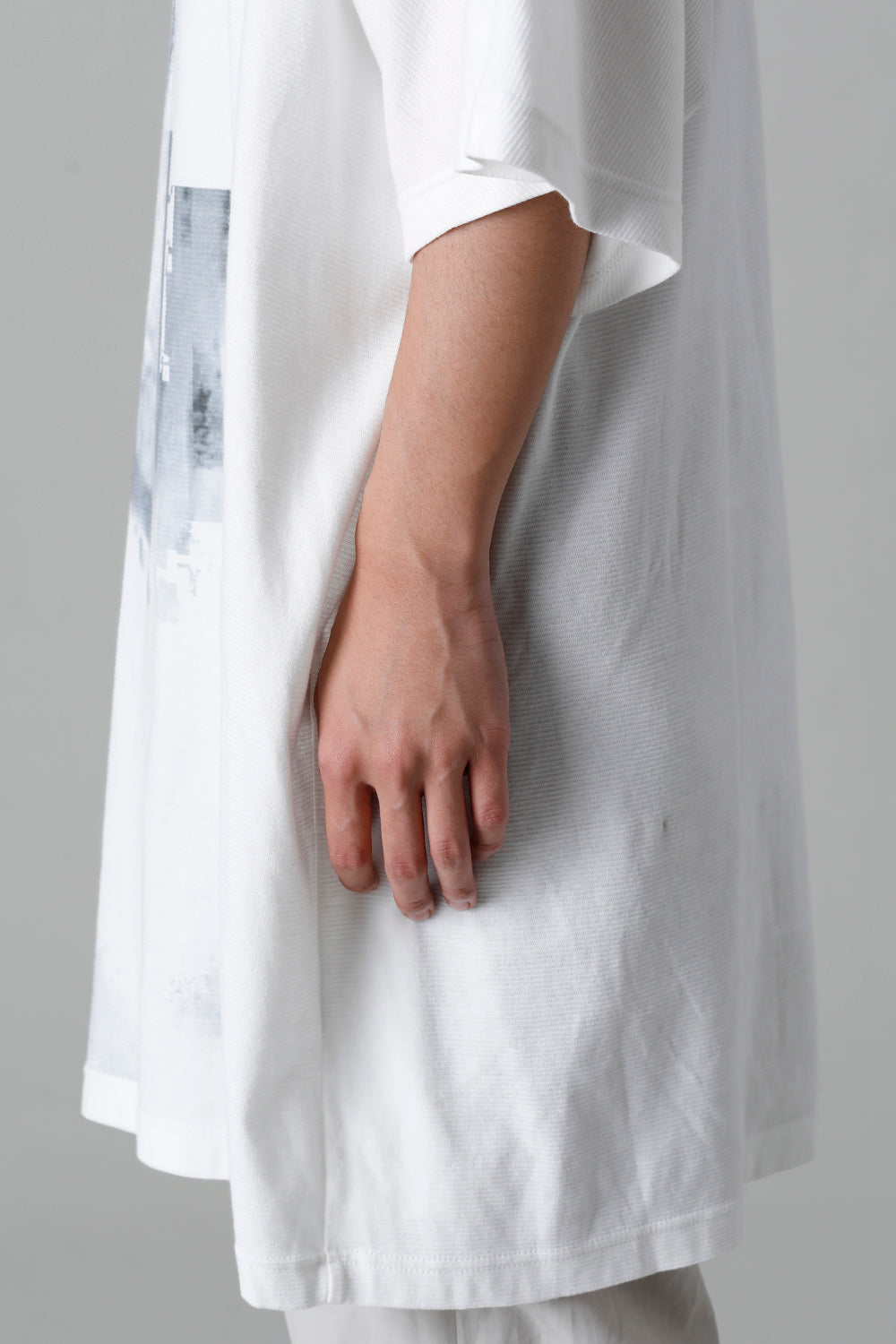 ‘DUSK’ Oversized Kite Short sleeve T-shirts