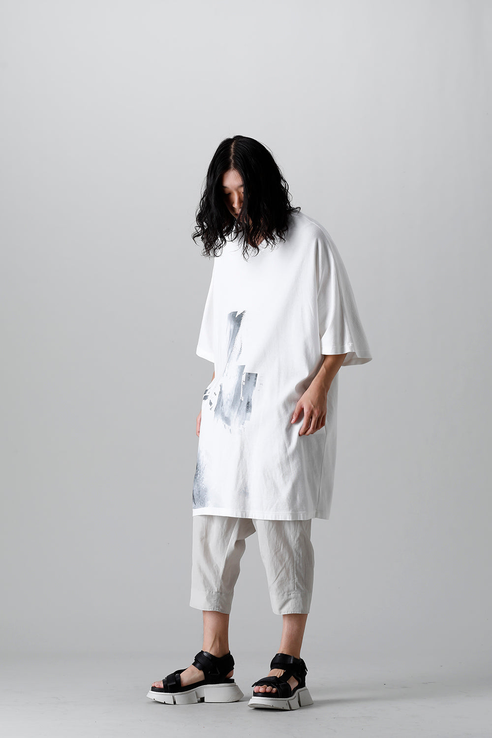 ‘DUSK’ Oversized Kite Short sleeve T-shirts