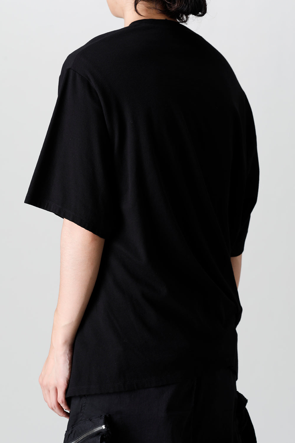 ‘DUSK’ Twist Tuck Short sleeve T-shirts