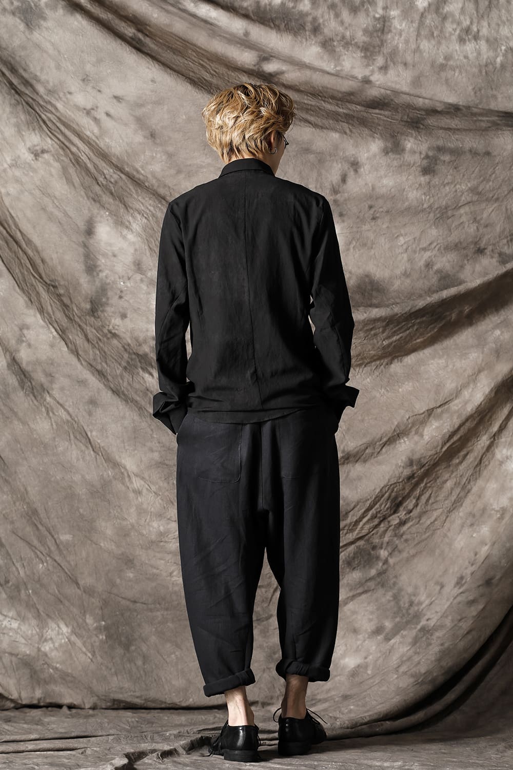 UNISEX WOVEN BASIC SHIRTS