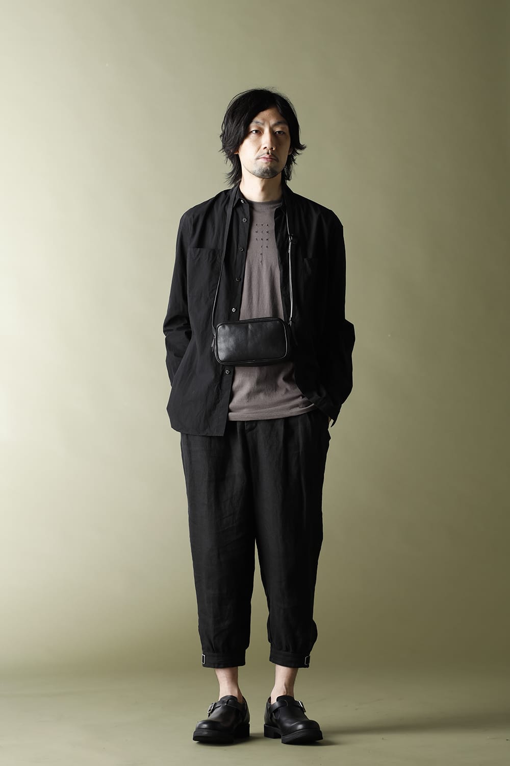 レザーショルダーバッグ 'ダブルジップ'