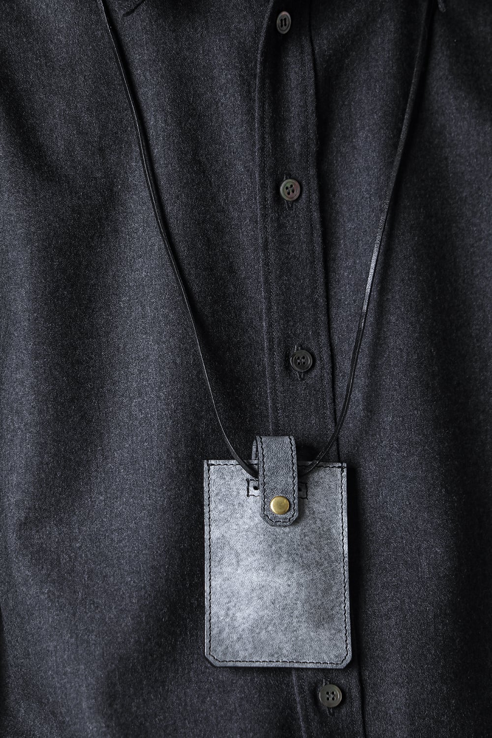 スライドカードケース - 青森産ホースレザー ワックスプレス ブラック