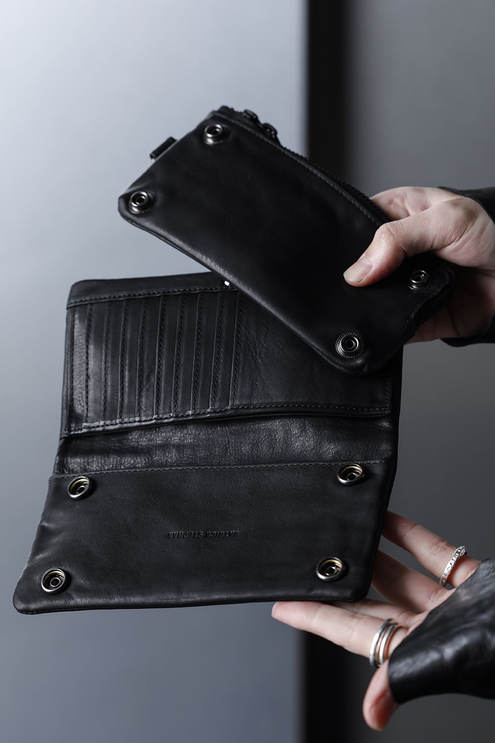 Leather long wallet 'all-studs' 2 DAL