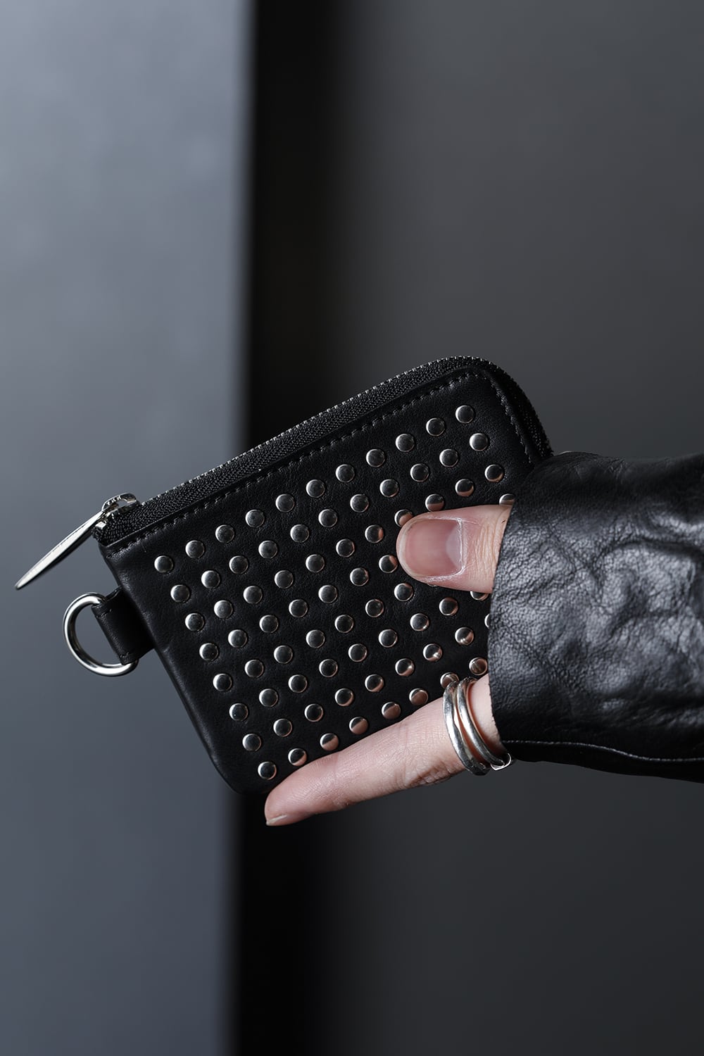 Leather coin case 'all-studs' Silver