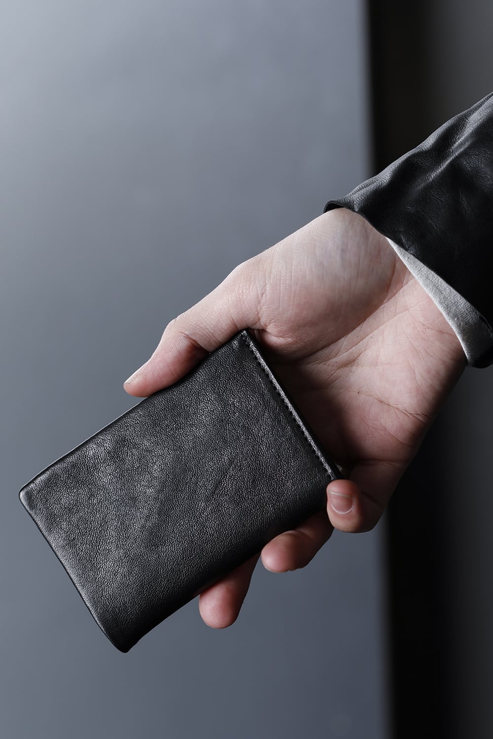 Leather card case 'minimal' shine