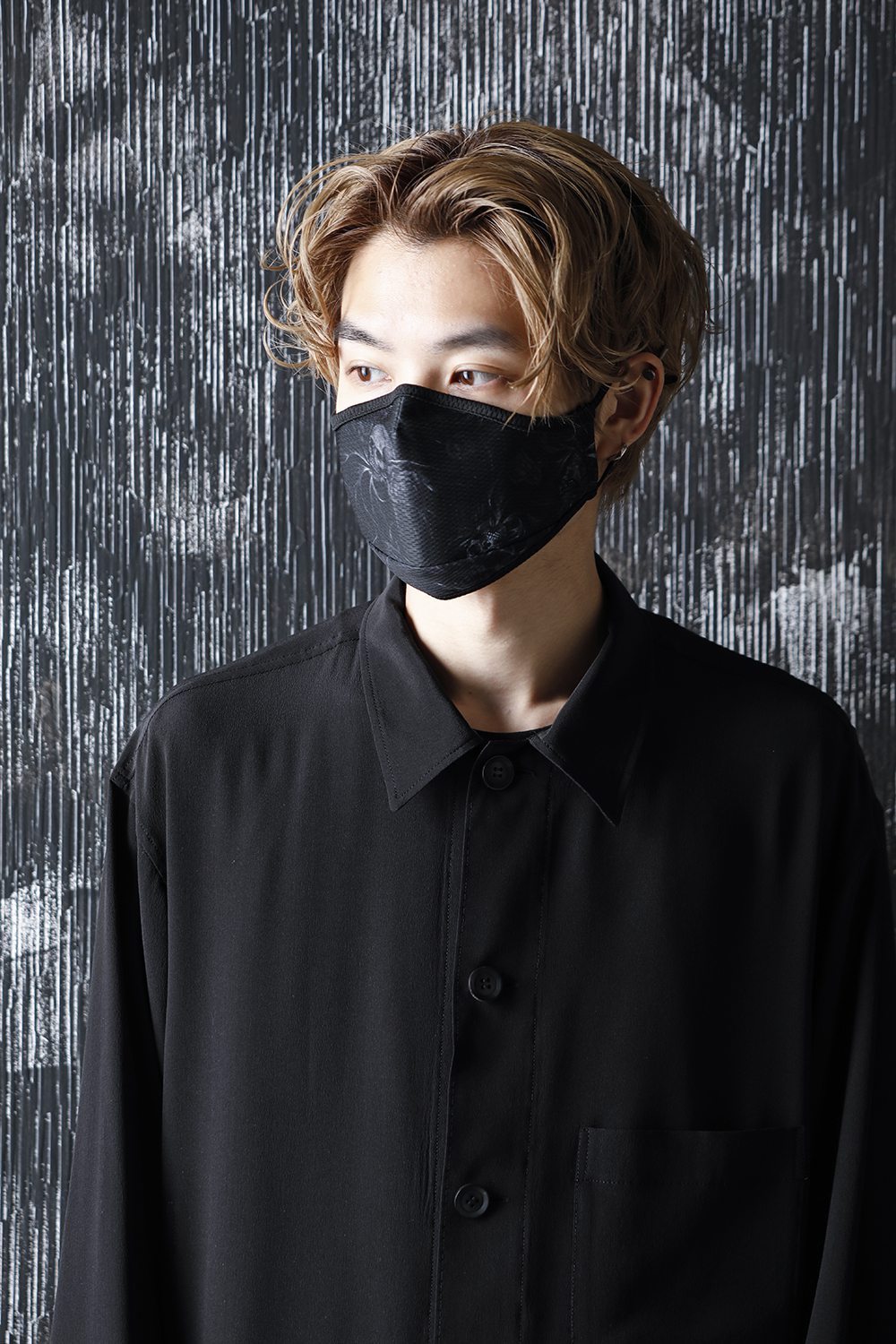 ニューエラ × ヨウジヤマモト フェイスカバーリングマスク スカル&ローズ ブラック