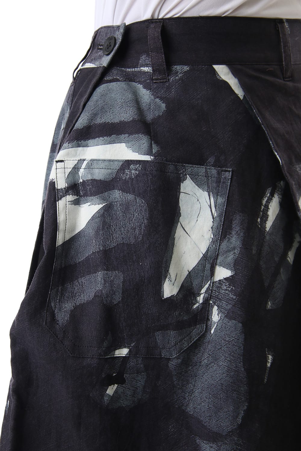 もう何も Right art Hakama Pants