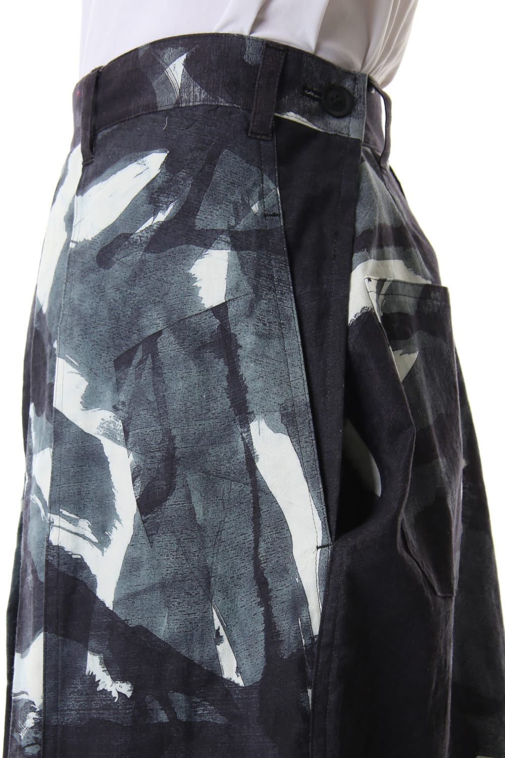 もう何も Right art Hakama Pants