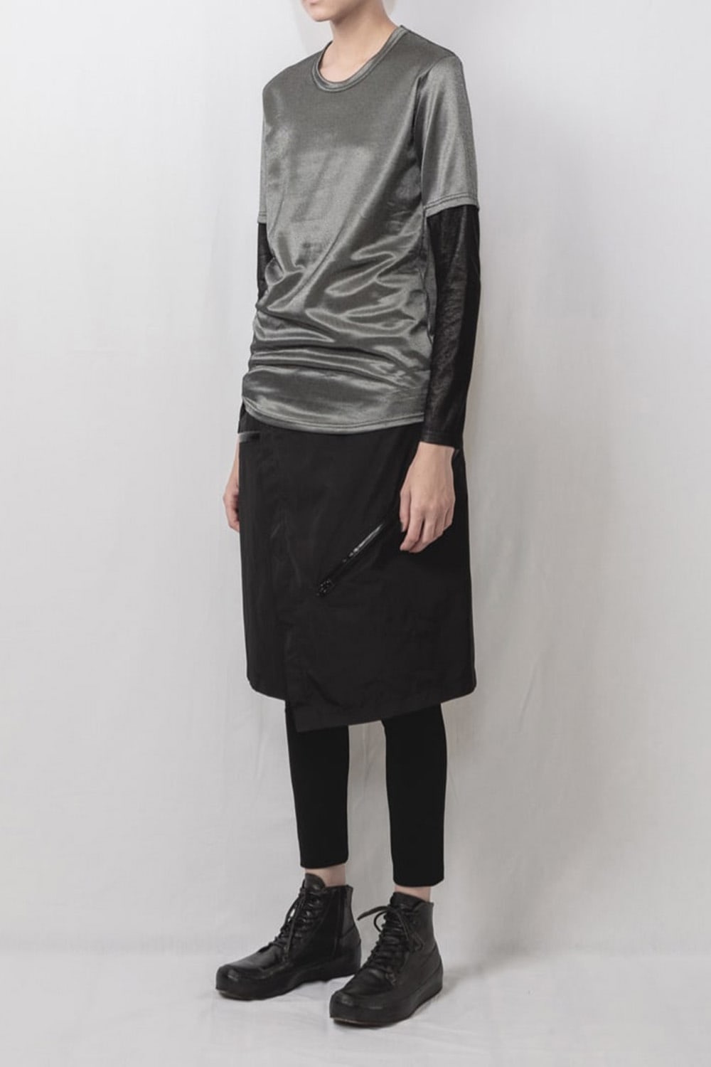 Long Sleeve T shirt Silver/Black