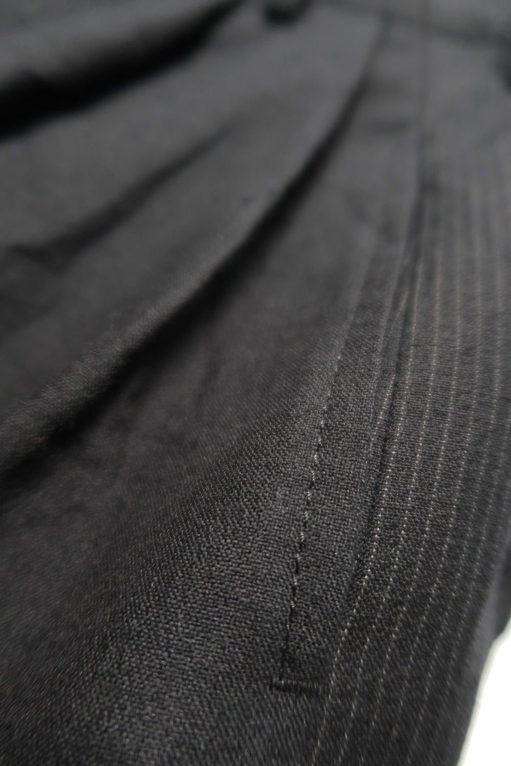 Drop Crotch 2 Tucks Pants