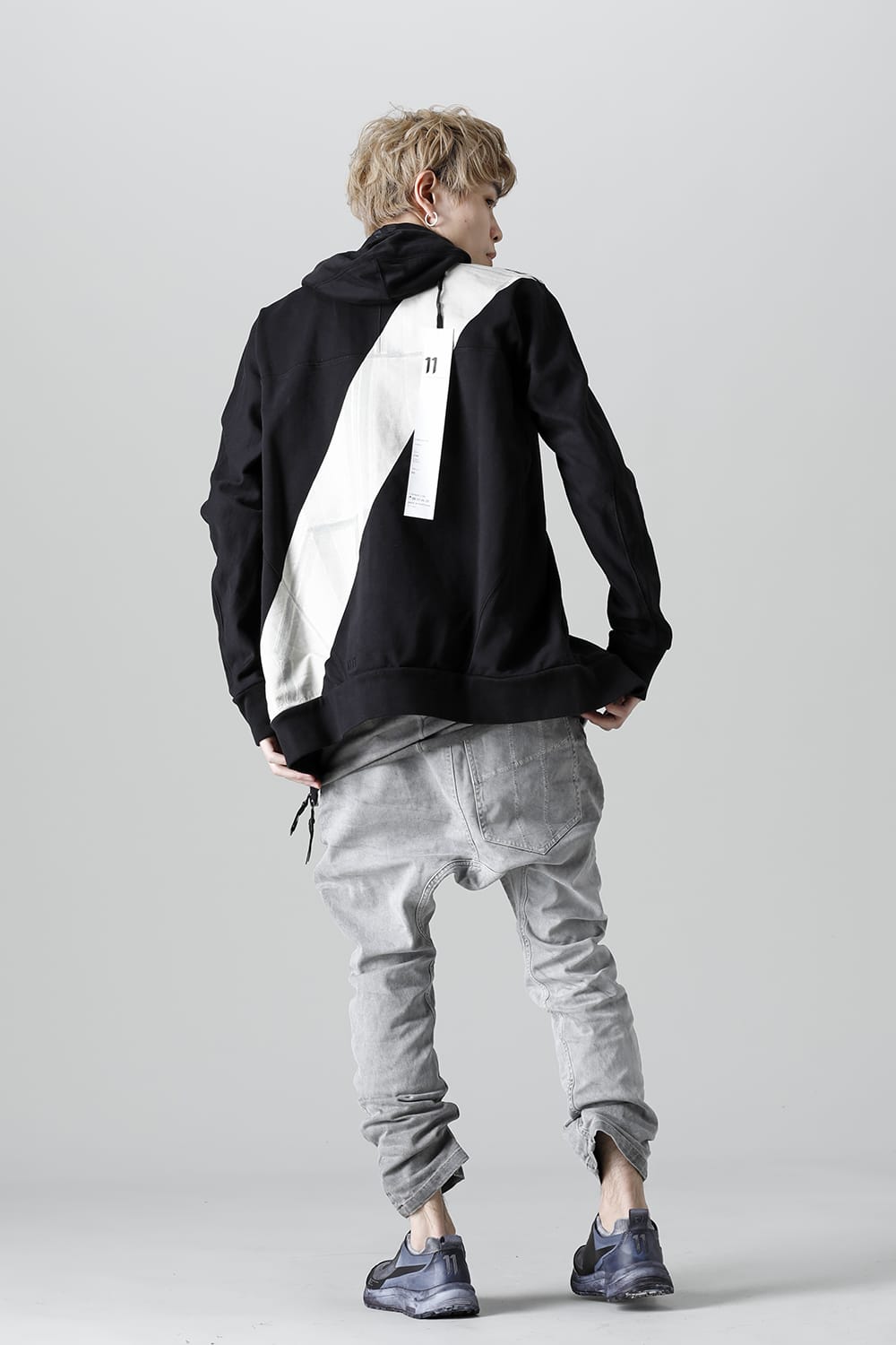 P4C F1481 アイスグレー