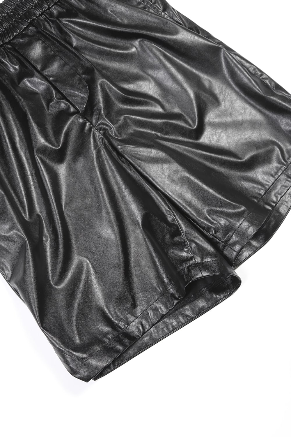 Fake Leather Basket Shorts Black