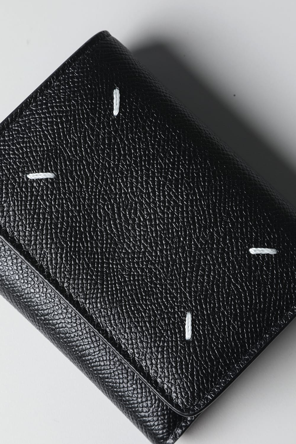 Zip Compact Tri Fold