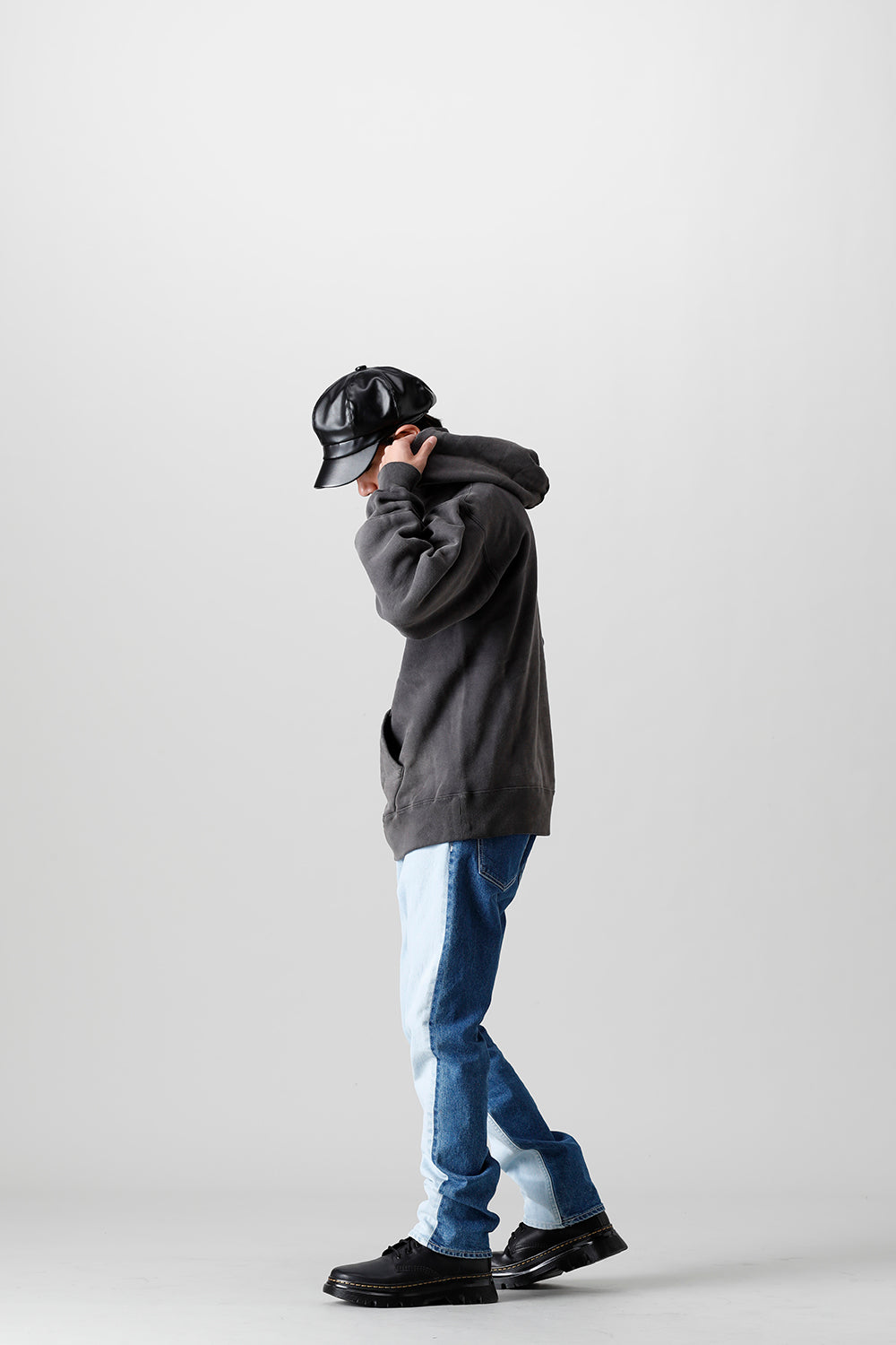 マザー アニメ フーディー