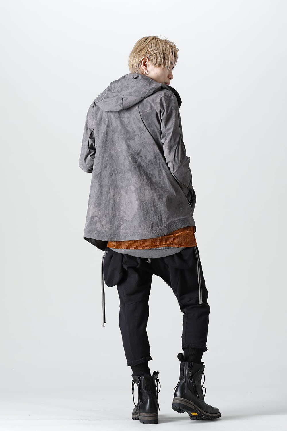 コールドダイ無撚糸裏毛デタッチャブルポケットクロップドパンツ チャコール