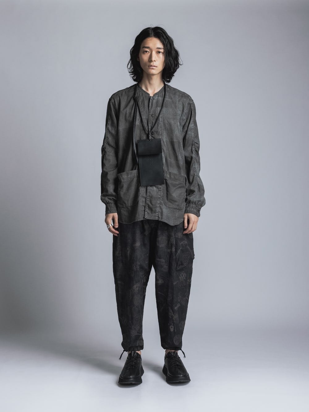 Hanging tag type Neck Porch