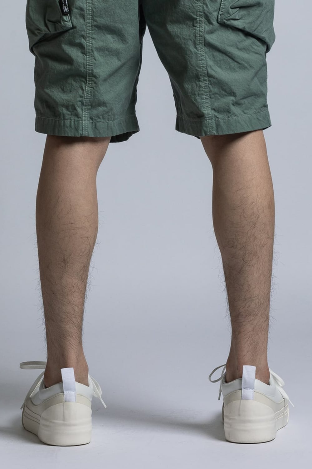 Low Cut Sneakers White / White