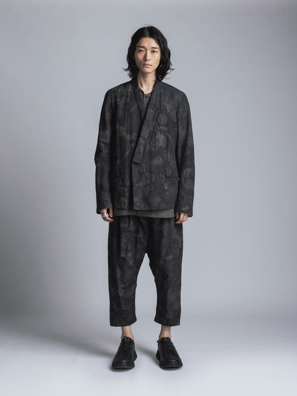 SUZUKO MOMOYAMA Insects Print Jacket Black Mix