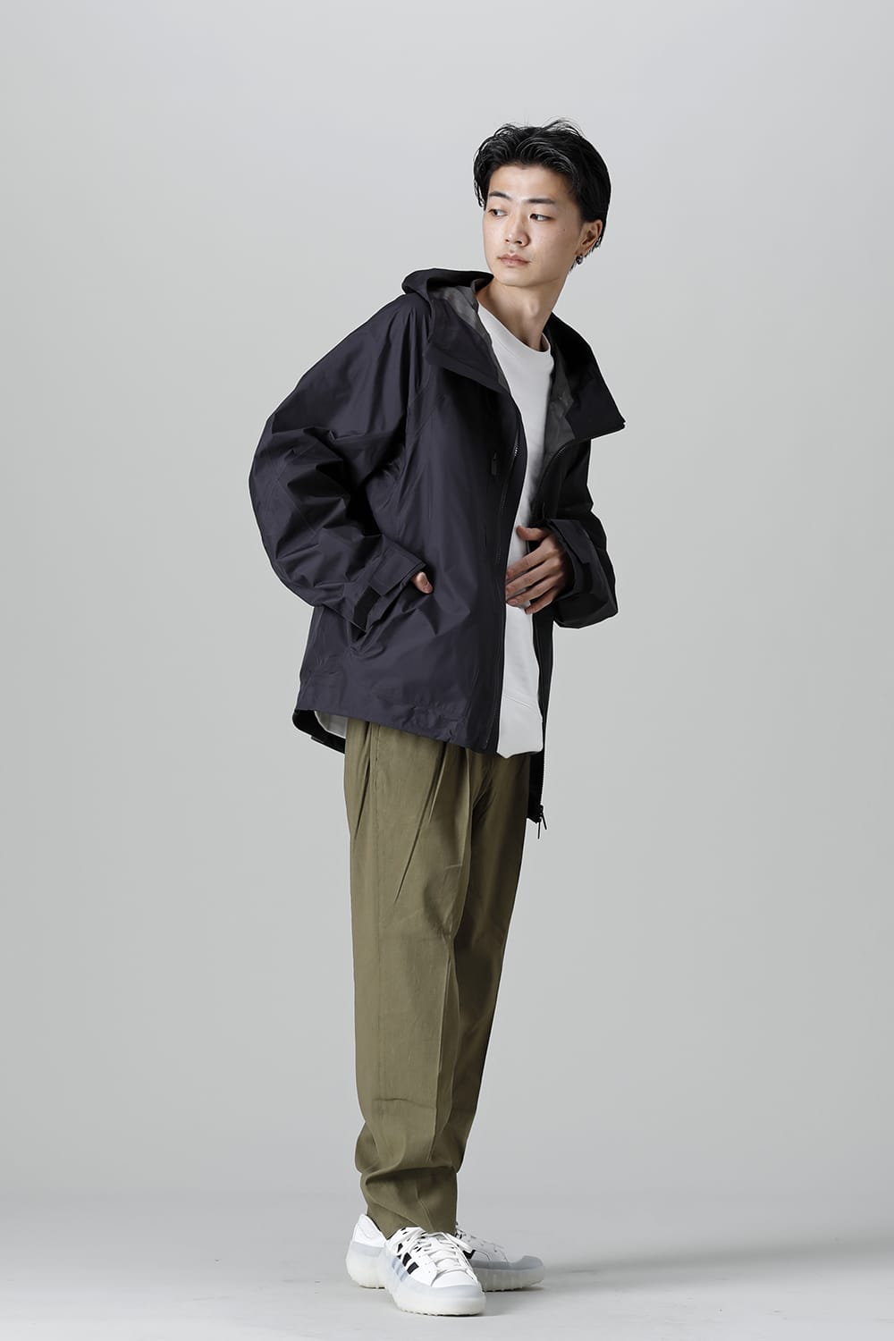 2 TUCKED WIDE TAPERED EASY PANTS Khaki