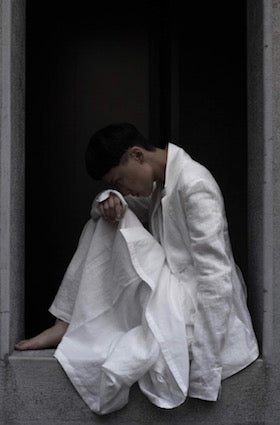 by H. New York 17-18 A/W