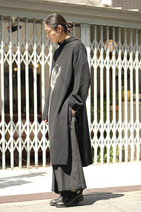 Yohji Yamamoto 18AW Girl Pattern Turtle Intersia Knit Style