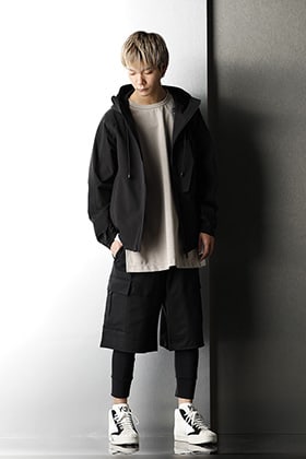 The Viridi-anne & DIET BUTCHER SLIM SKIN & Y-3 Matte color mix styling