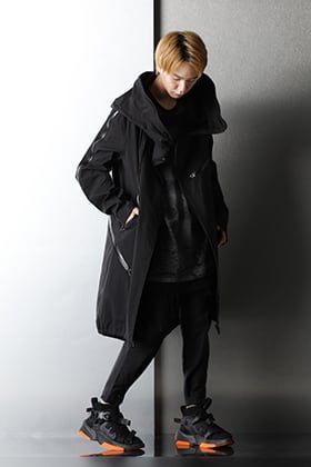 2020-21AW Brand MIX Glossy Black styling.