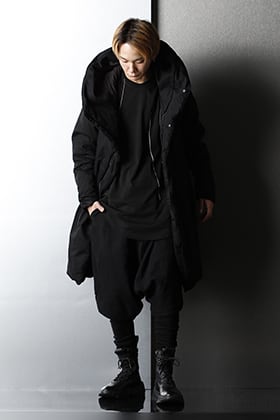 JULIUS - ユリウス All Black Winter Styling