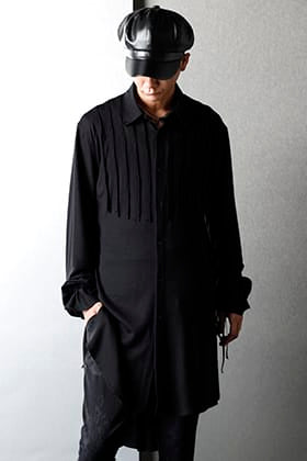 kiryuyrik(キリュウキリュウ) 2021-22秋冬 新作を使ったブラックスタイル