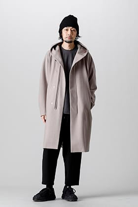 ATTACHMENT フーデッドZIPコートスタイリング！