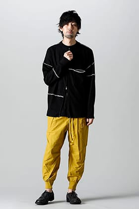 The Viridi-anne High-Gauge Zip Knit for Sring Coordination.