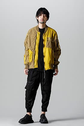 The Viridi-anne サテンボンバージャケットYellow Ocher color スタイル！