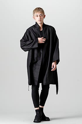 NOMEN NESCIO ケープジャケット ジョギングパンツスタイル