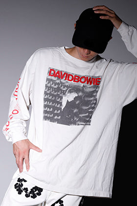 ©SAINT M×××××× デヴィッド・ボウイ STATION Tシャツ スタイリング
