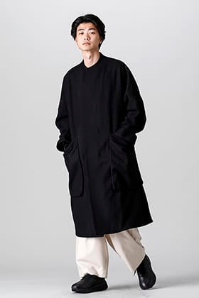 VU ノーカラーコートスタイリング！