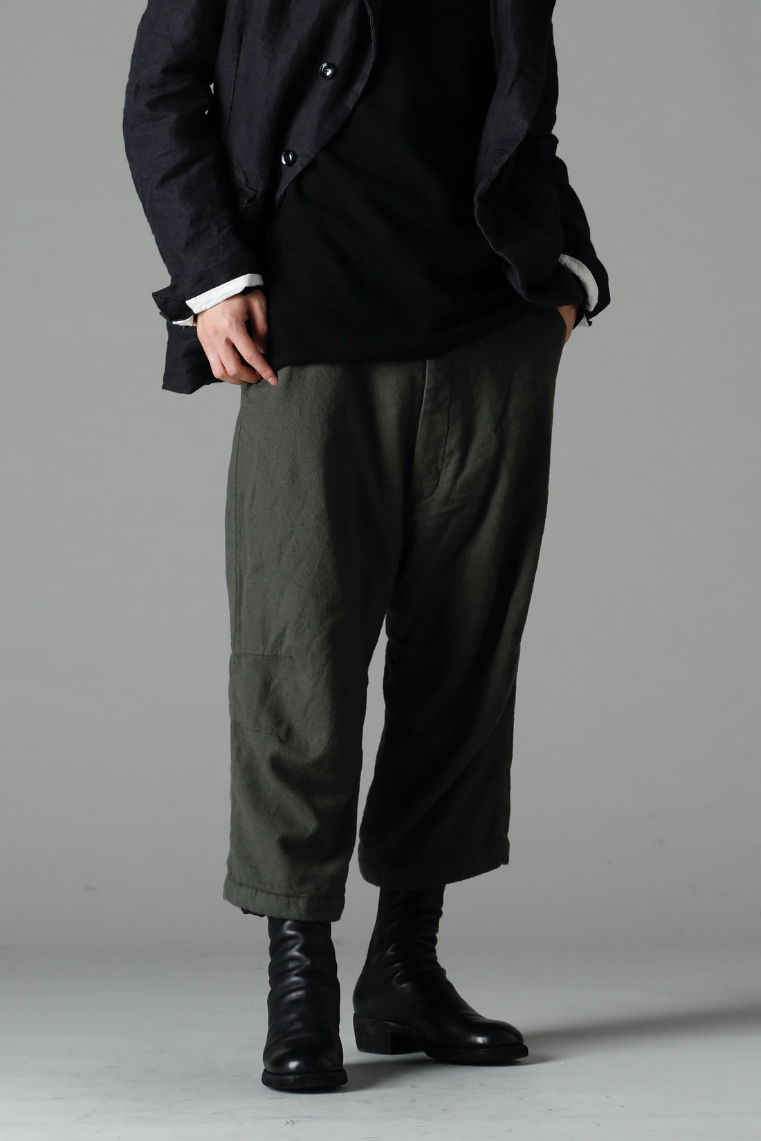 Garment Reproduction of Workers 22-23AW: Wool Arthur Pants Style