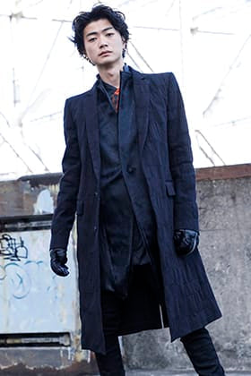 JULIUS × D.HYGEN 2022-23AW ブラックカラー コートスタイリング