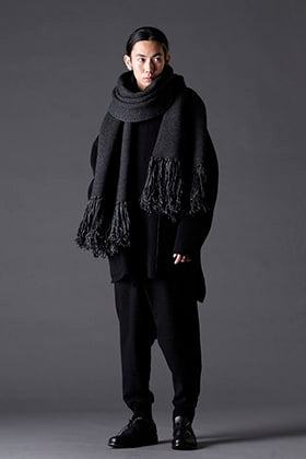 The Viridi-anne 22-23AW リバーシブル ニットブルゾン ブラックスタイリング