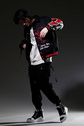 ©SAINT M×××××× × BORIS BIDJAN SABERI バーシティジャケット スタイリング