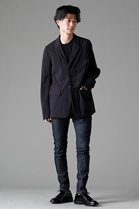 The Viridi-anne 23SS Water-repellent stretch blazer styling