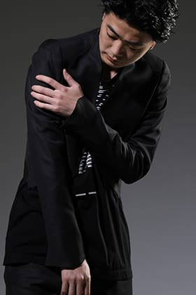 JULIUS 2023SS Gabardine Fabric Layered Style