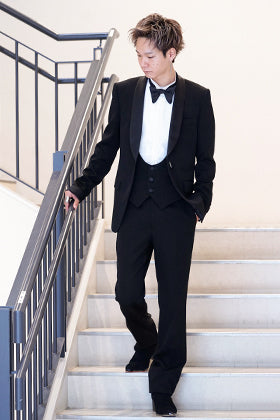 JOHN LAWRENCE SULLIVAN TUXEDO STYLE