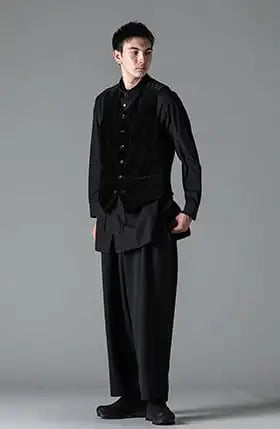 Yohji Yamamoto 23-24AW All Black Style For Early Autumn Style